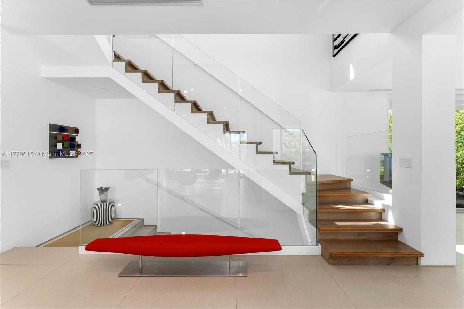 Small Image of 481 SOUTH MASHTA DRIVE, Key Biscayne Number 18
