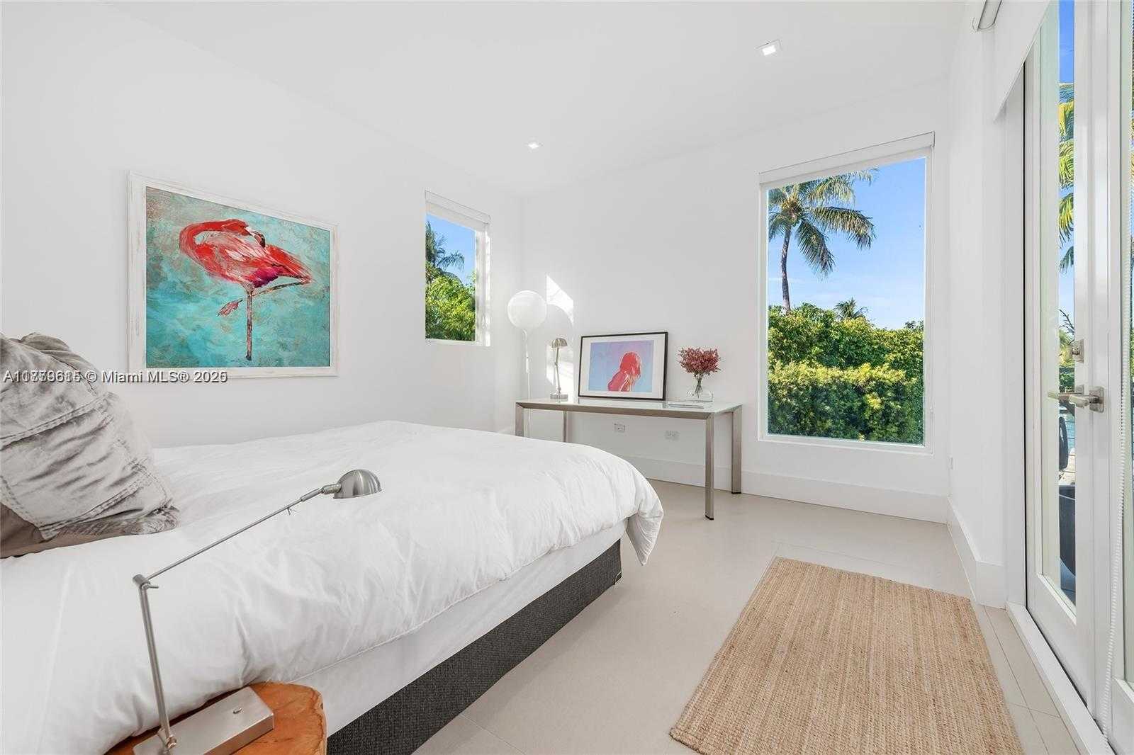 Small Image of 481 SOUTH MASHTA DRIVE, Key Biscayne Number 21