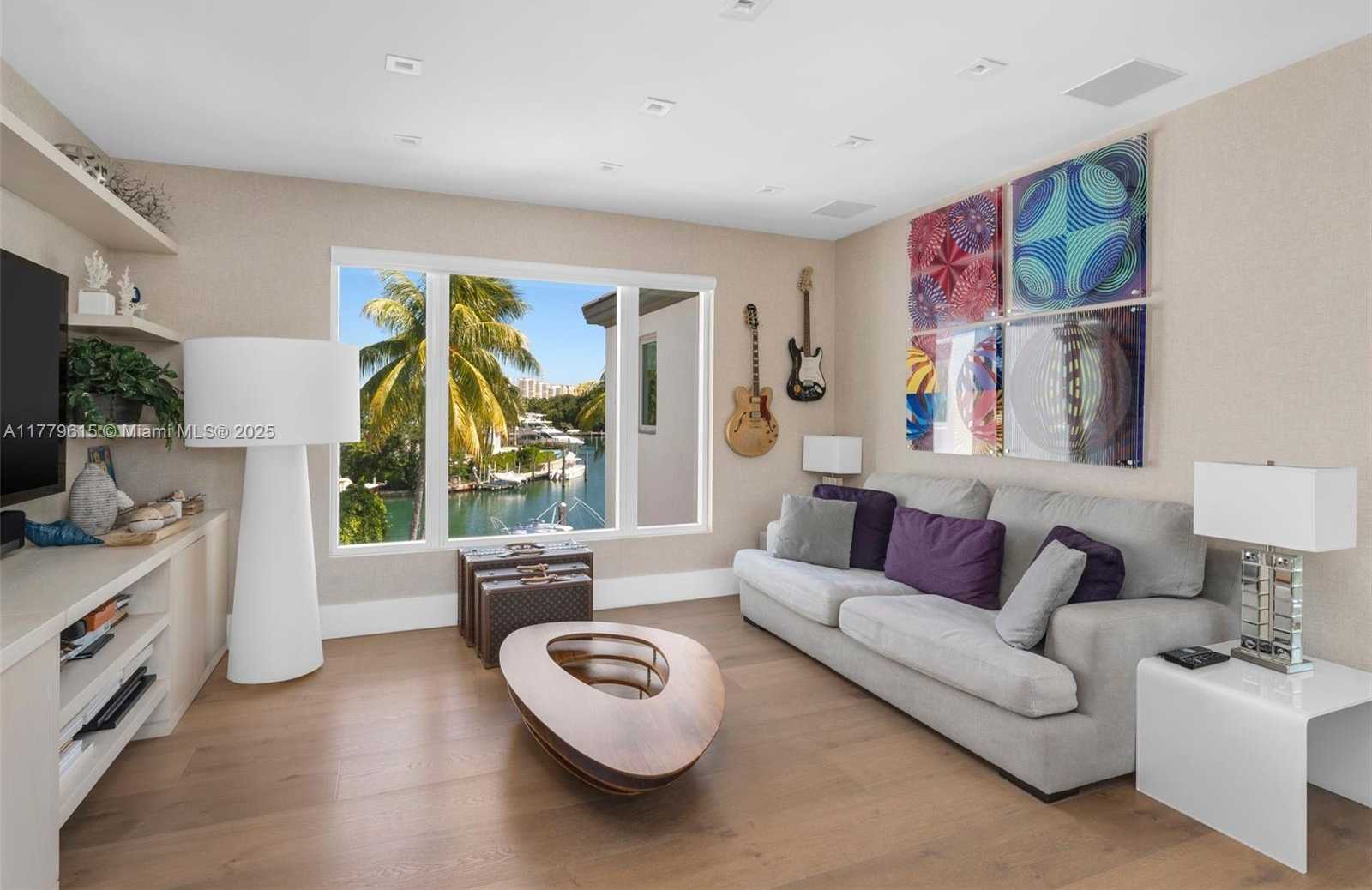 Small Image of 481 SOUTH MASHTA DRIVE, Key Biscayne Number 24