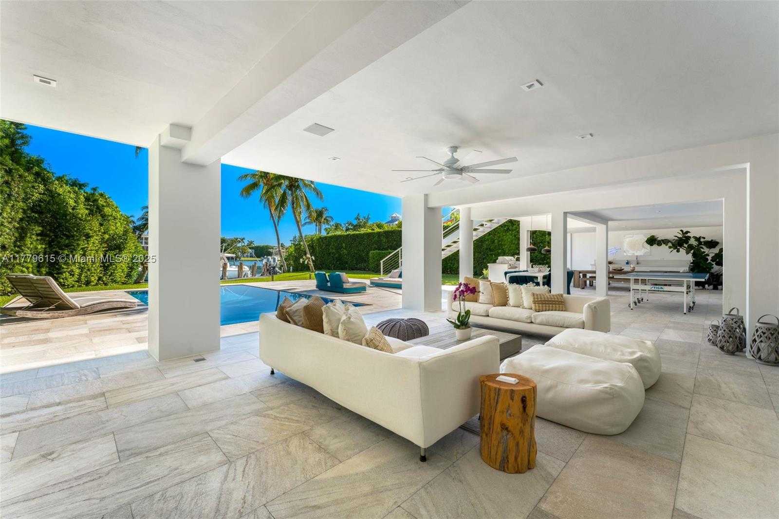 Small Image of 481 SOUTH MASHTA DRIVE, Key Biscayne Number 40