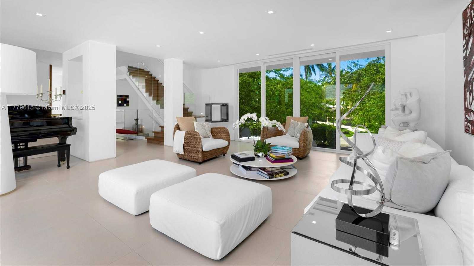 Small Image of 481 SOUTH MASHTA DRIVE, Key Biscayne Number 9
