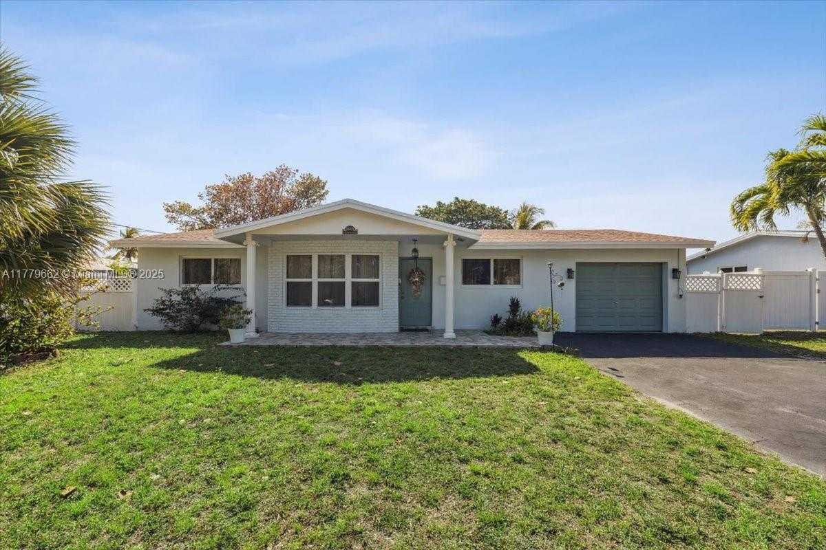 Small Image of 1625 EAST RIVER DR, Margate Number 10