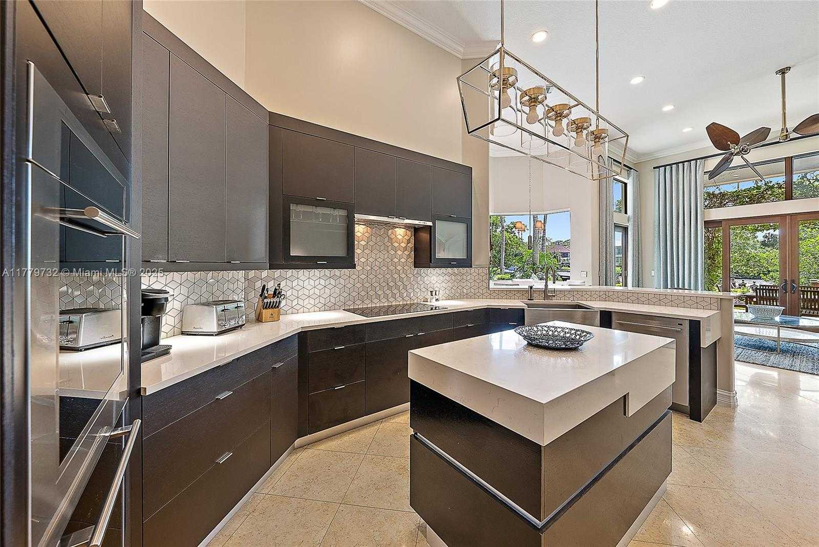 Small Image of 19028 SOUTH EAST WINDWARD ISLAND LN, Jupiter Number 10