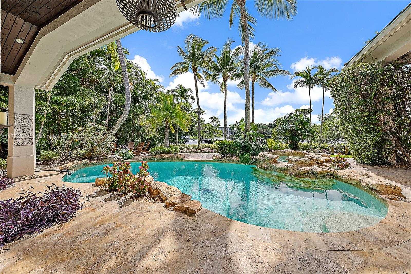 Small Image of 19028 SOUTH EAST WINDWARD ISLAND LN, Jupiter Number 33