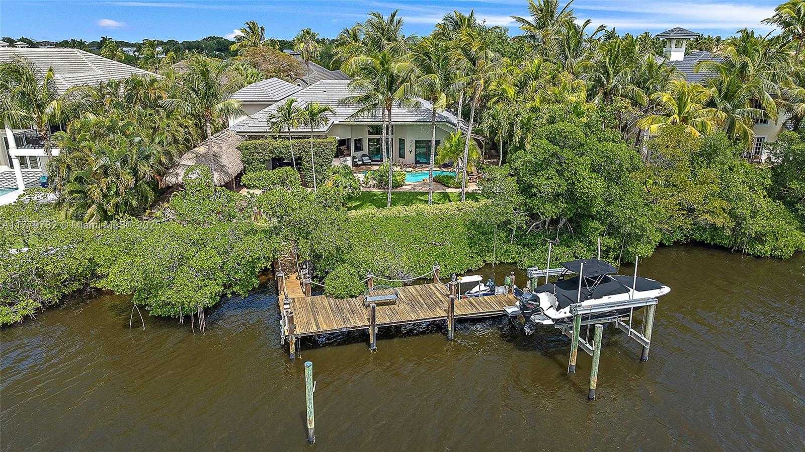 Small Image of 19028 SOUTH EAST WINDWARD ISLAND LN, Jupiter Number 39