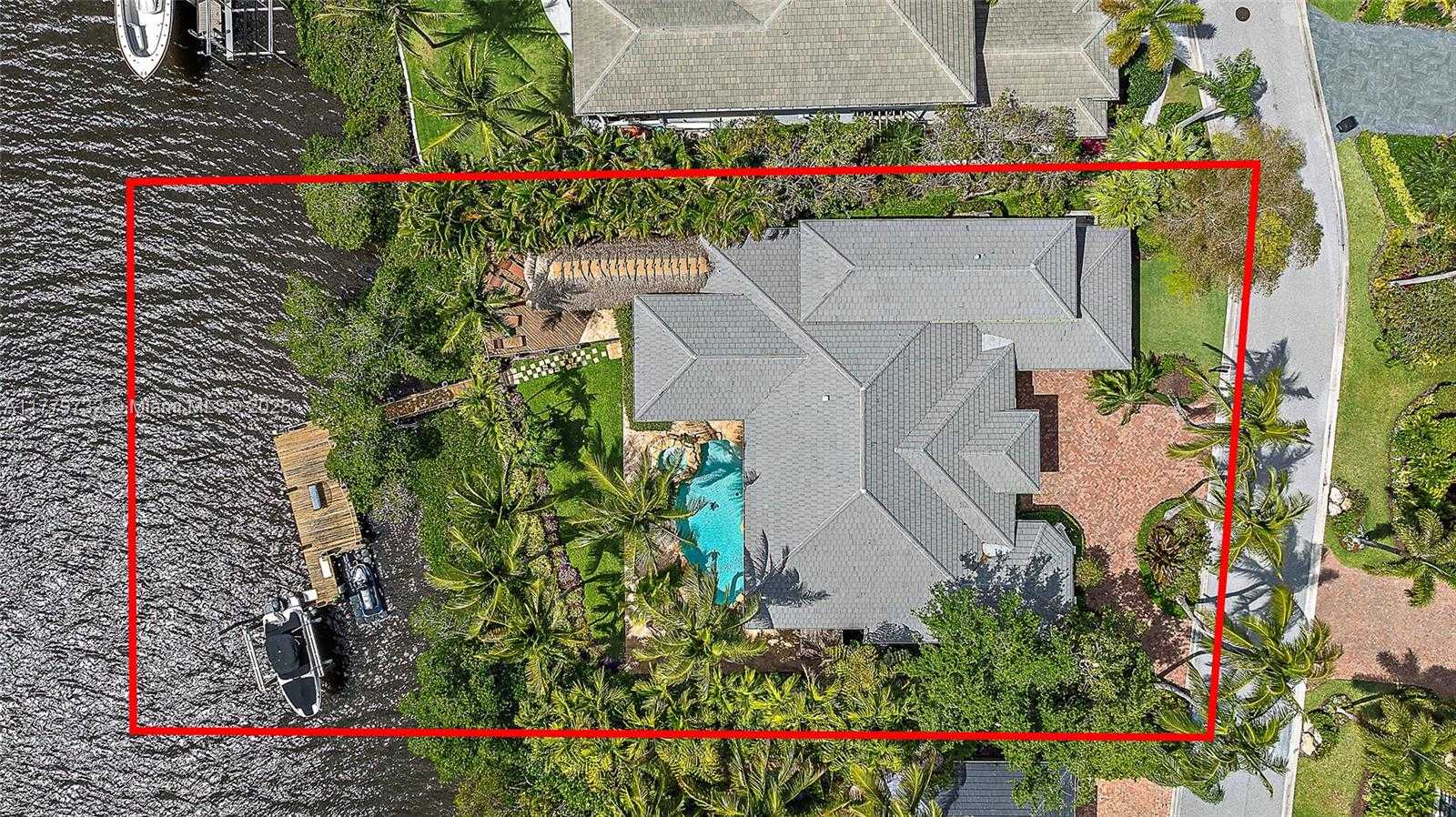 Small Image of 19028 SOUTH EAST WINDWARD ISLAND LN, Jupiter Number 4