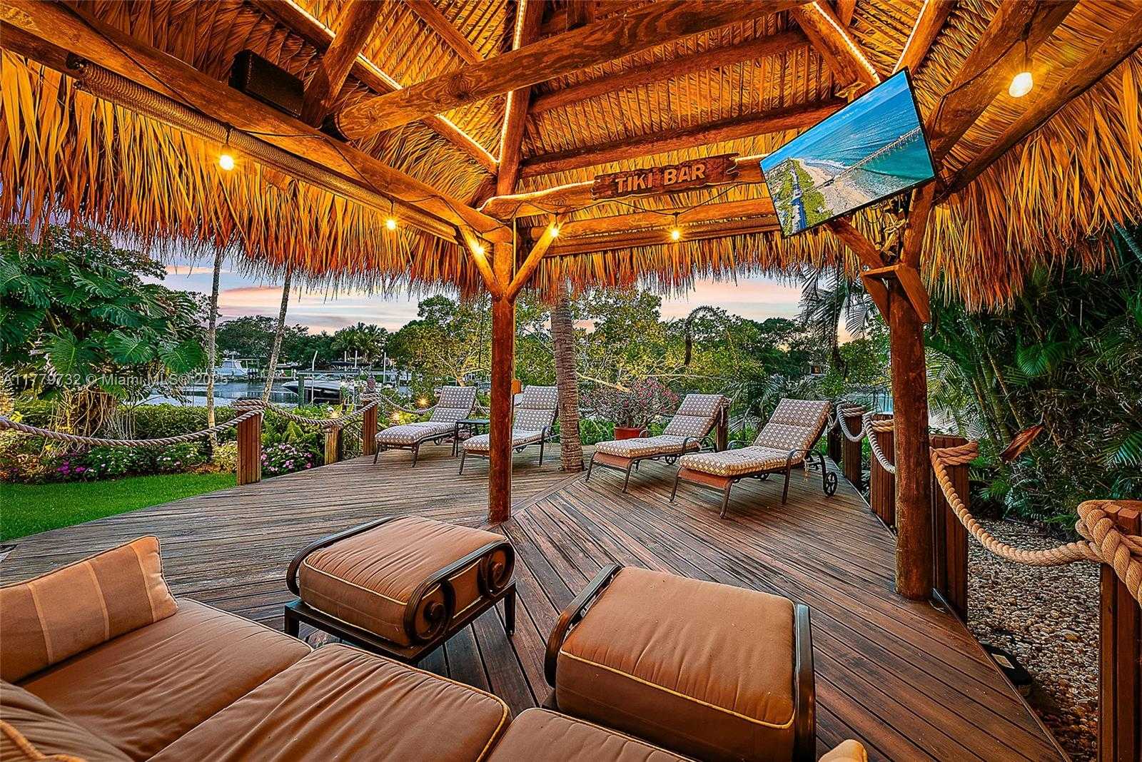 Small Image of 19028 SOUTH EAST WINDWARD ISLAND LN, Jupiter Number 42