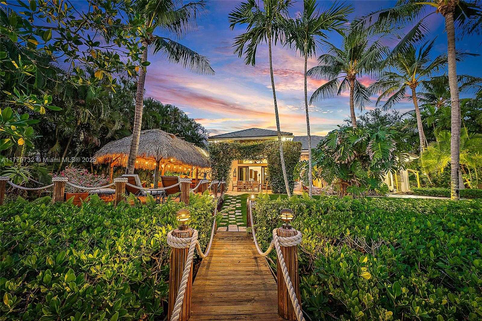 Small Image of 19028 SOUTH EAST WINDWARD ISLAND LN, Jupiter Number 44