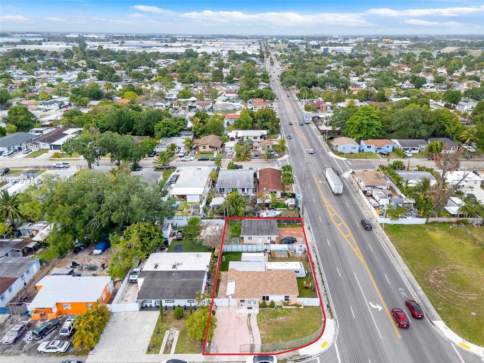 Small Image of 3201 NORTH WEST 98TH ST, Miami Number 28