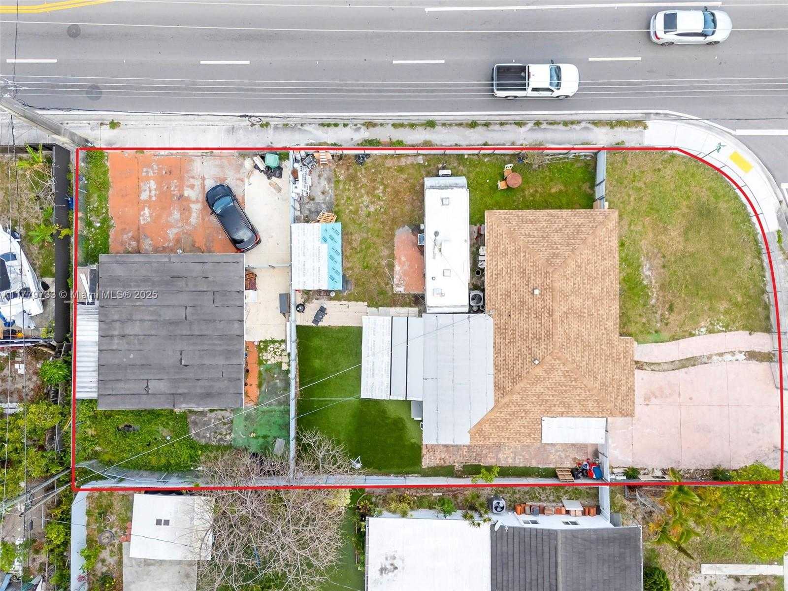 Small Image of 3201 NORTH WEST 98TH ST, Miami Number 29