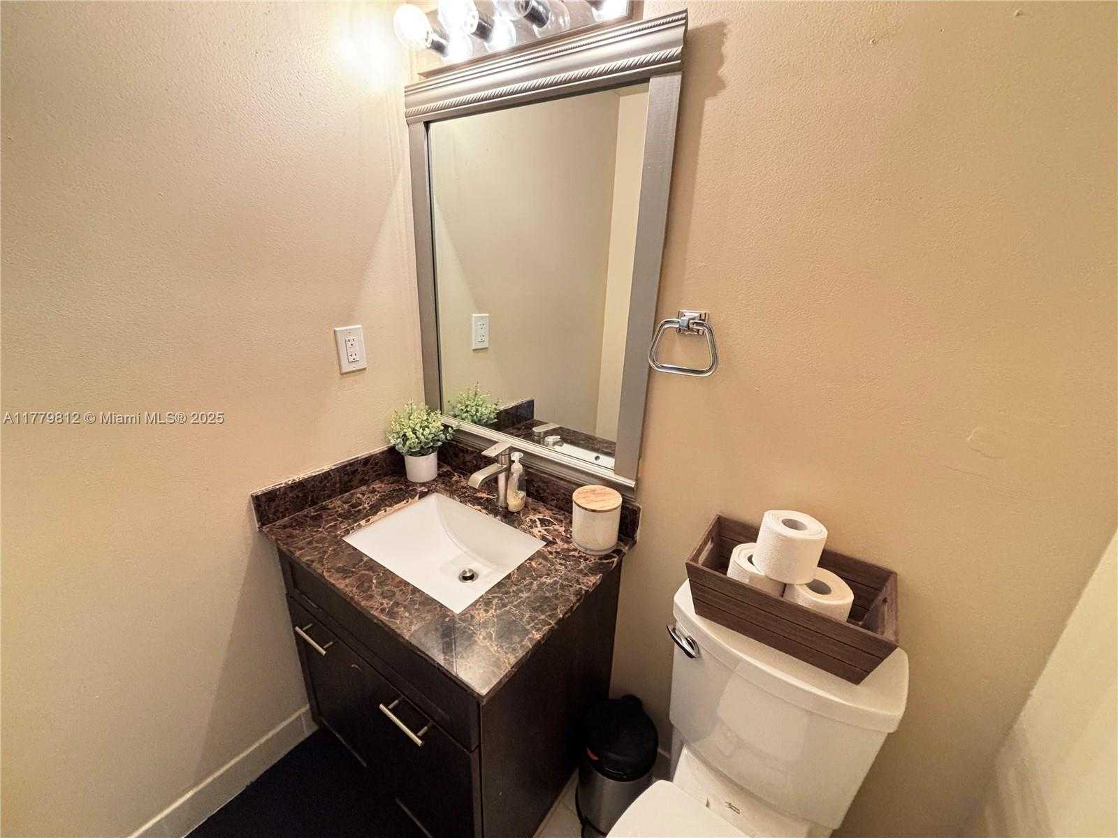 Small Image of 11236 SOUTH WEST 11 ST, Pembroke Pines Number 11