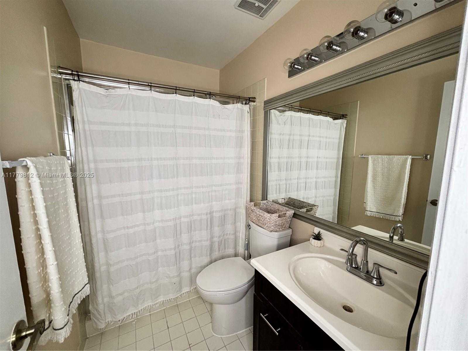 Small Image of 11236 SOUTH WEST 11 ST, Pembroke Pines Number 15