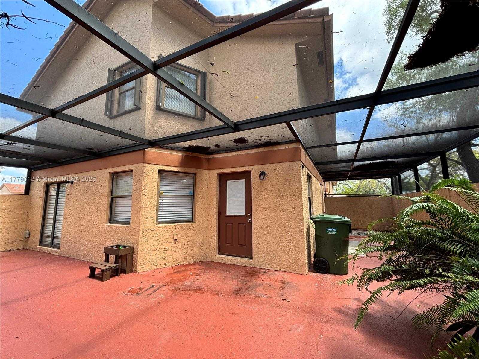 Small Image of 11236 SOUTH WEST 11 ST, Pembroke Pines Number 22