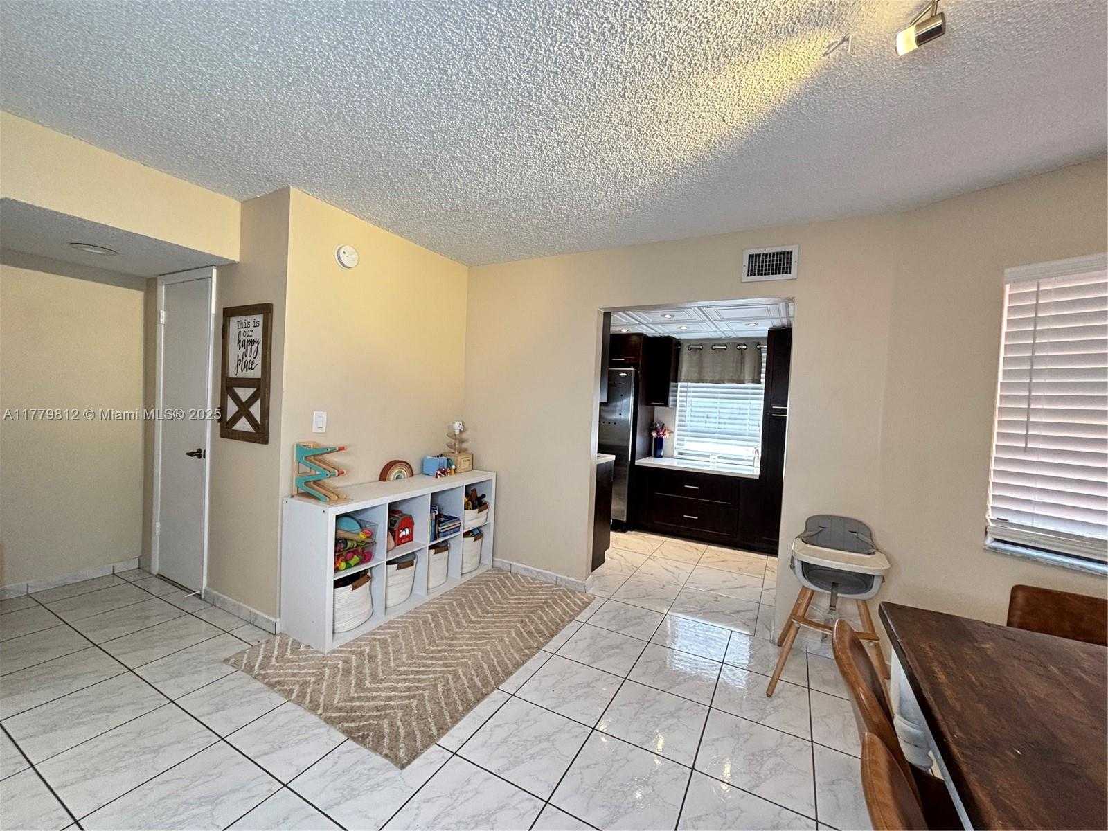 Small Image of 11236 SOUTH WEST 11 ST, Pembroke Pines Number 7