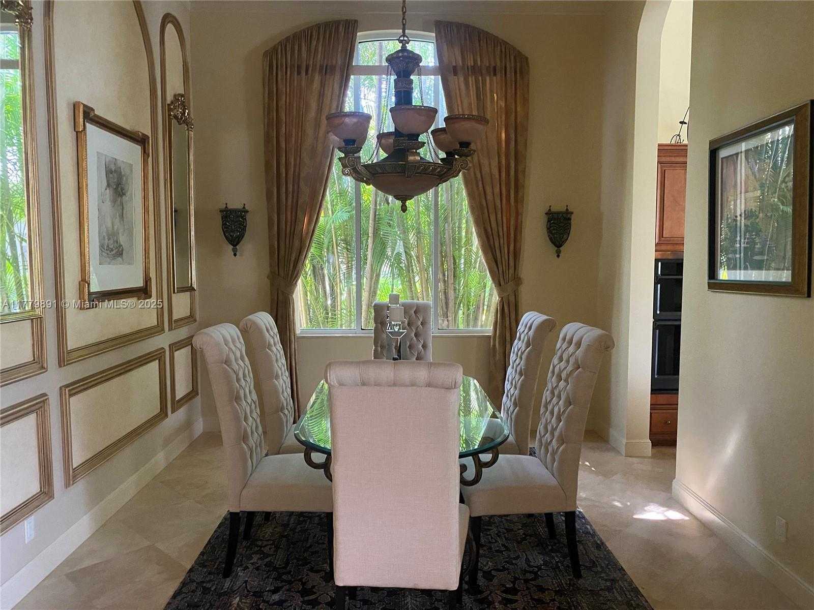 Small Image of 111 VIA VERDE WAY, Palm Beach Gardens Number 2