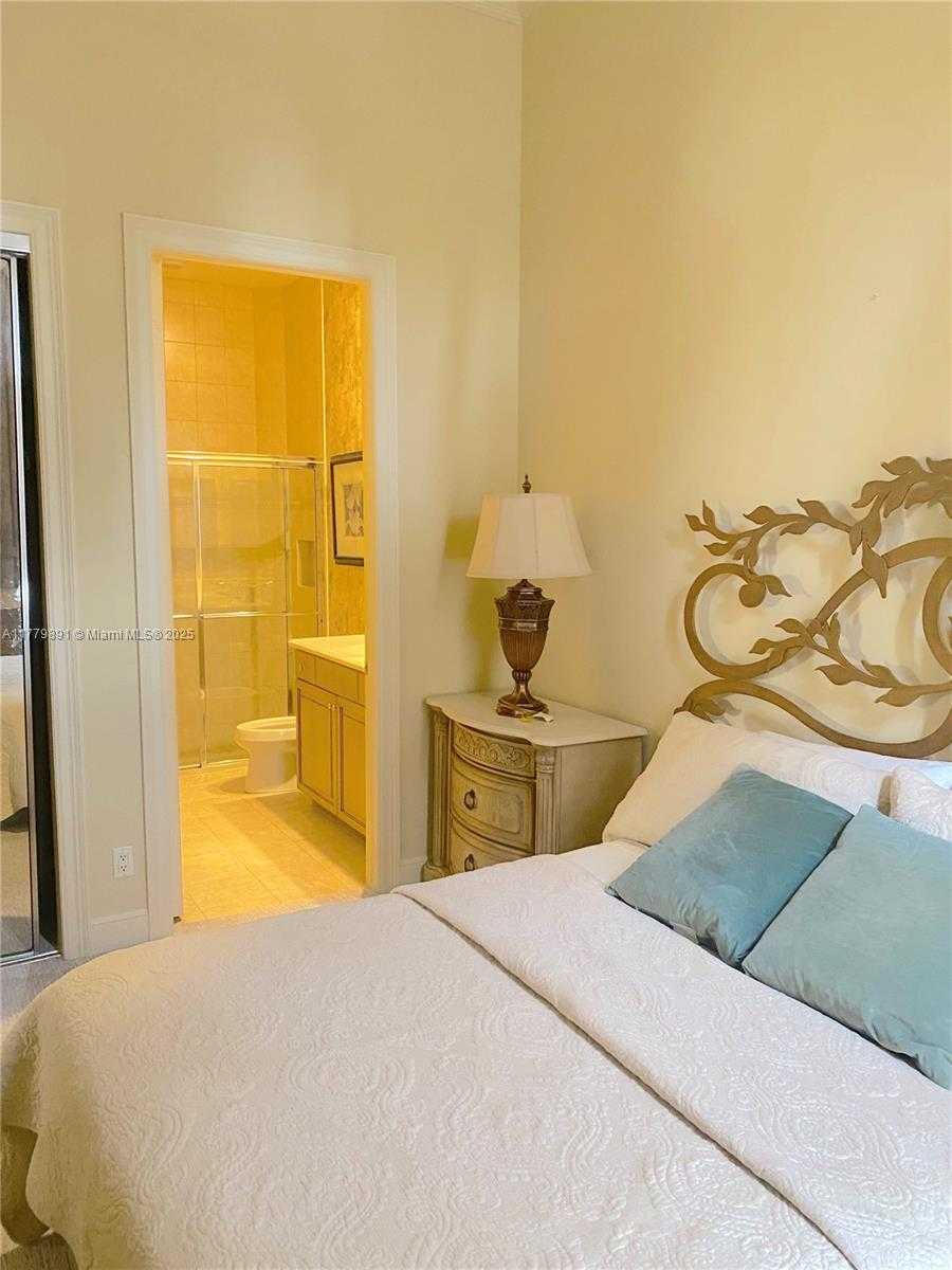 Small Image of 111 VIA VERDE WAY, Palm Beach Gardens Number 8