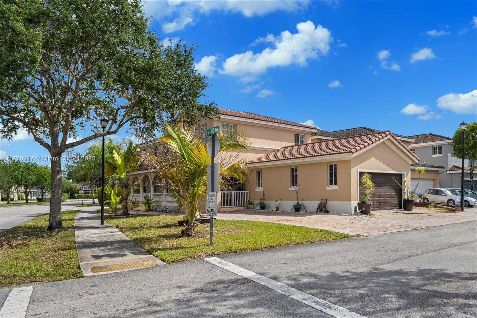 Small Image of 13990 SOUTH WEST 274TH TER, Homestead Number 5