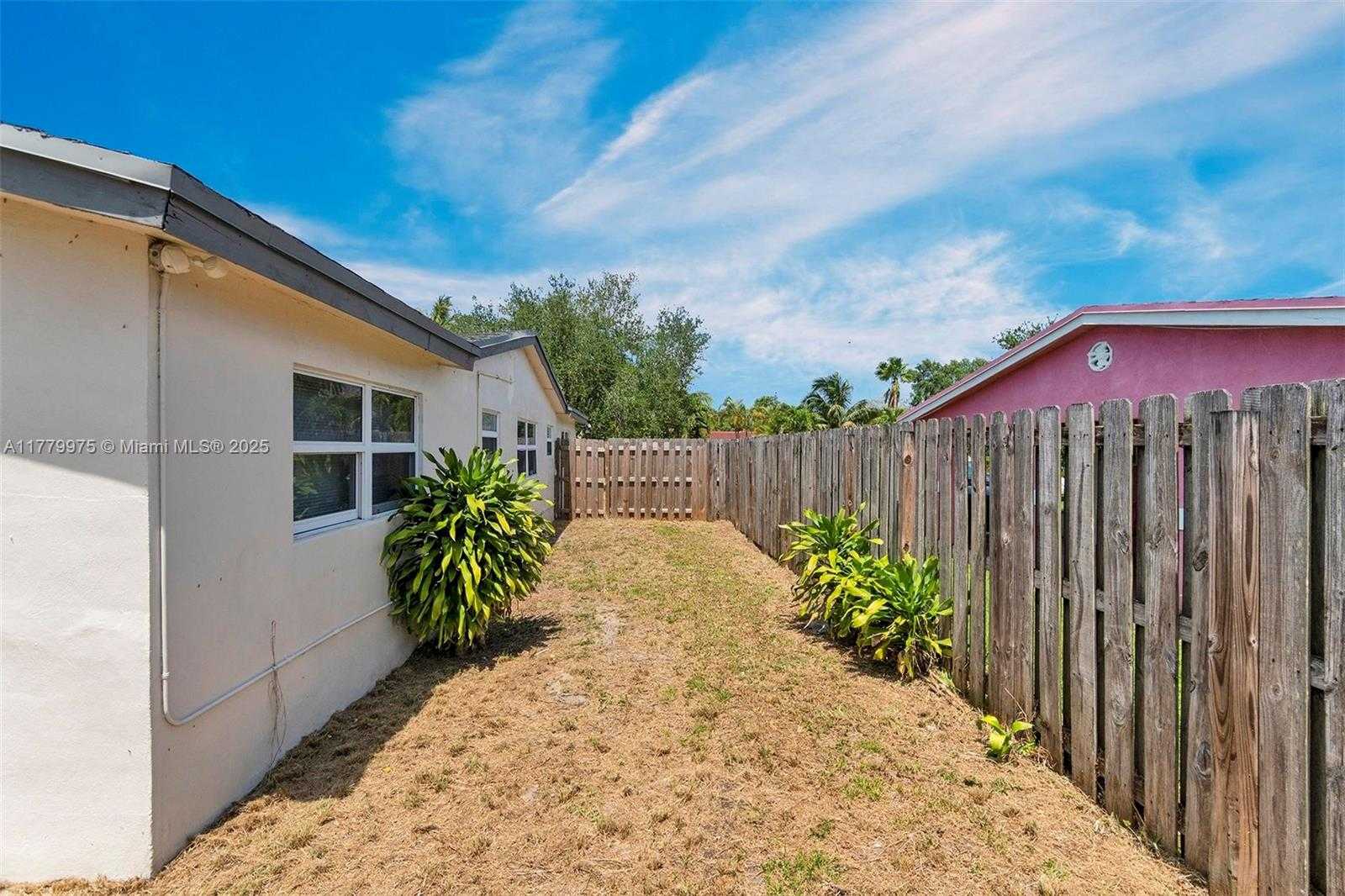 Small Image of 3830 NORTH WEST 7TH CT, Lauderhill Number 33