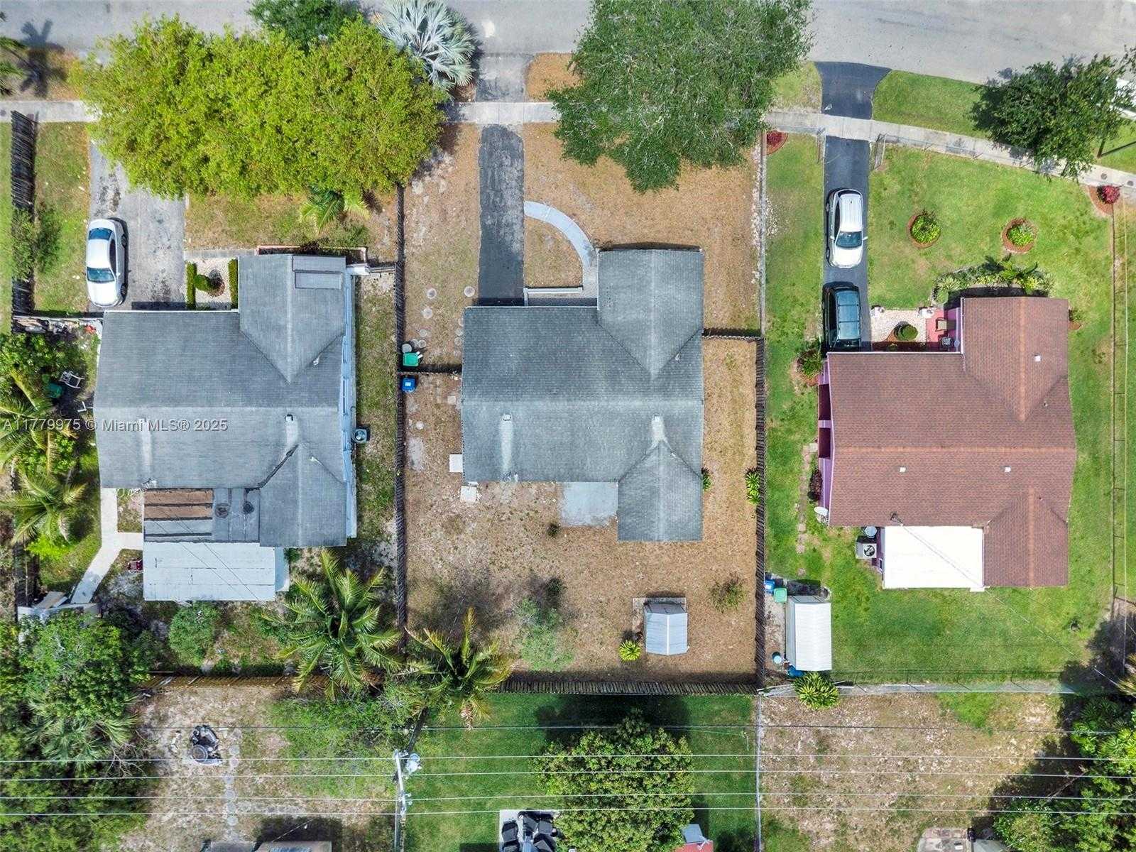 Small Image of 3830 NORTH WEST 7TH CT, Lauderhill Number 35