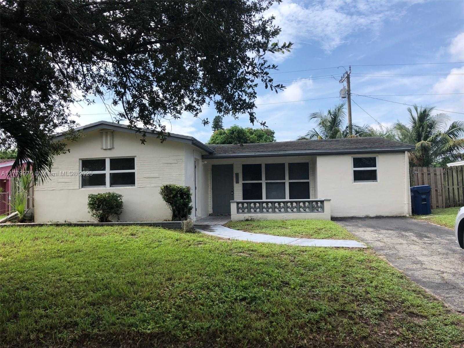 Small Image of 3830 NORTH WEST 7TH CT, Lauderhill Number 42