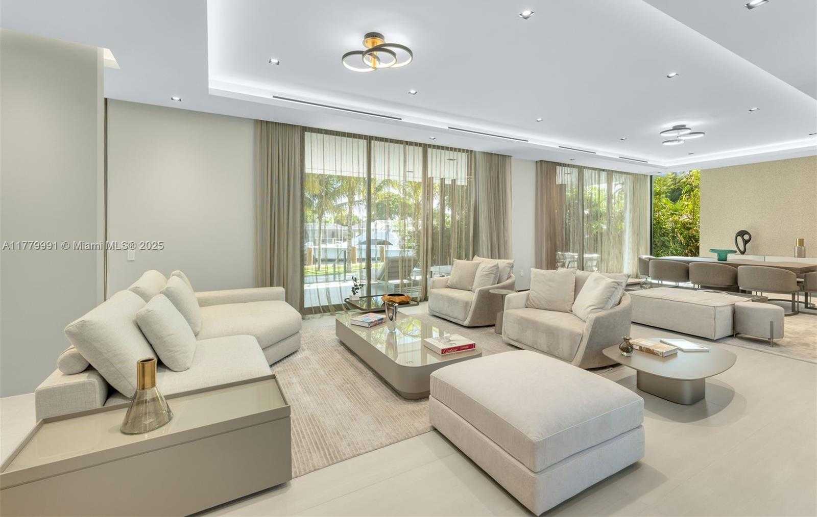 Small Image of 13225 ARCH CREEK TER, North Miami Number 21