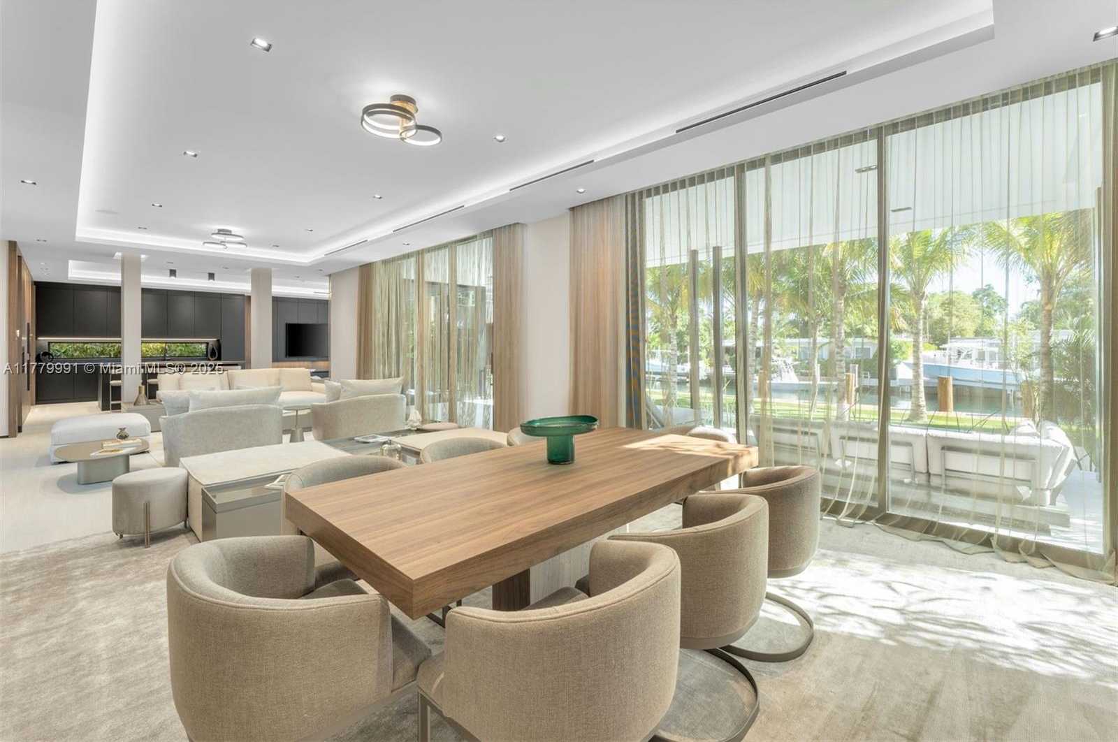 Small Image of 13225 ARCH CREEK TER, North Miami Number 23