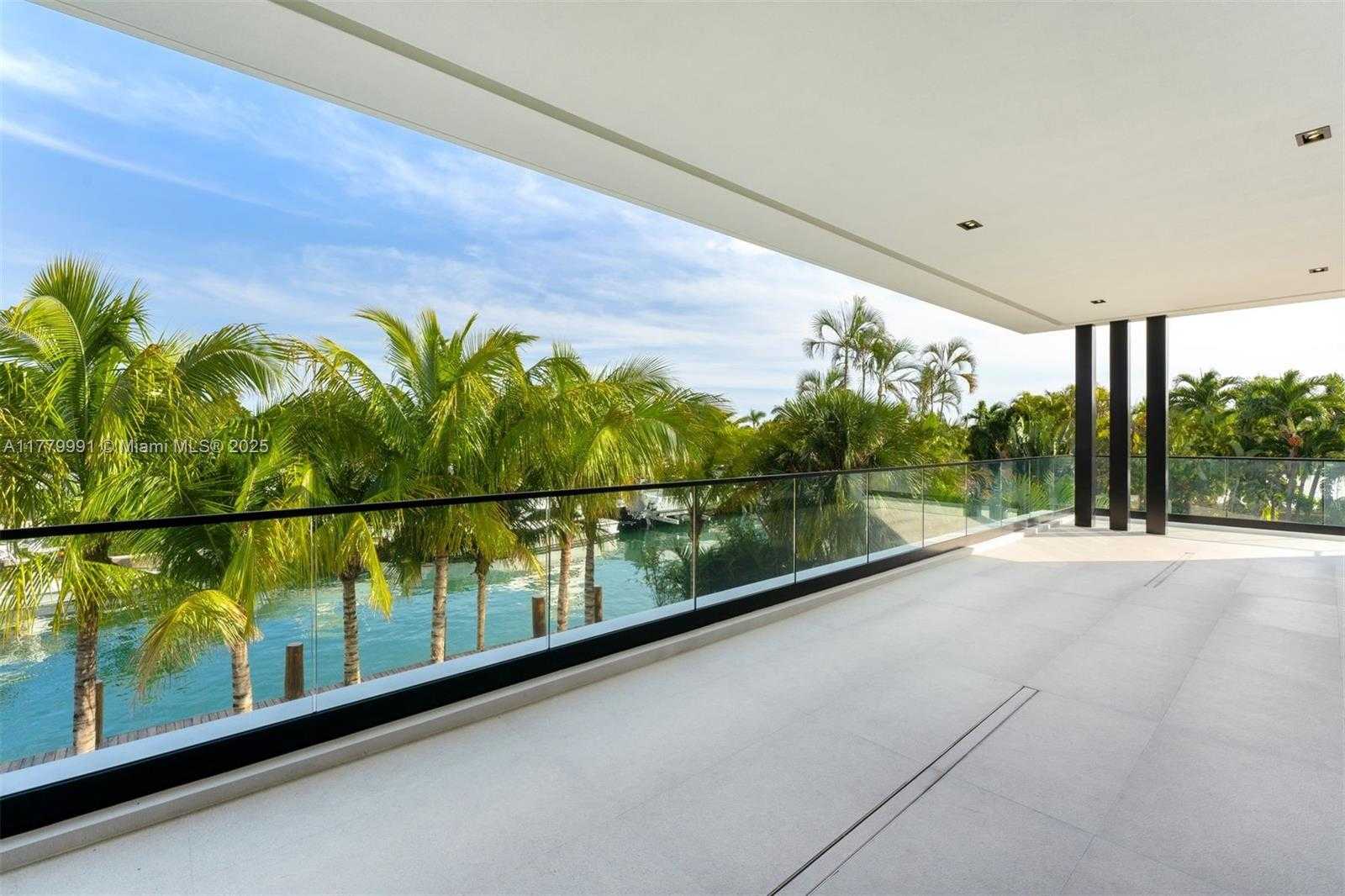 Small Image of 13225 ARCH CREEK TER, North Miami Number 46