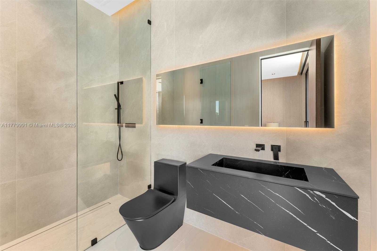 Small Image of 13225 ARCH CREEK TER, North Miami Number 51