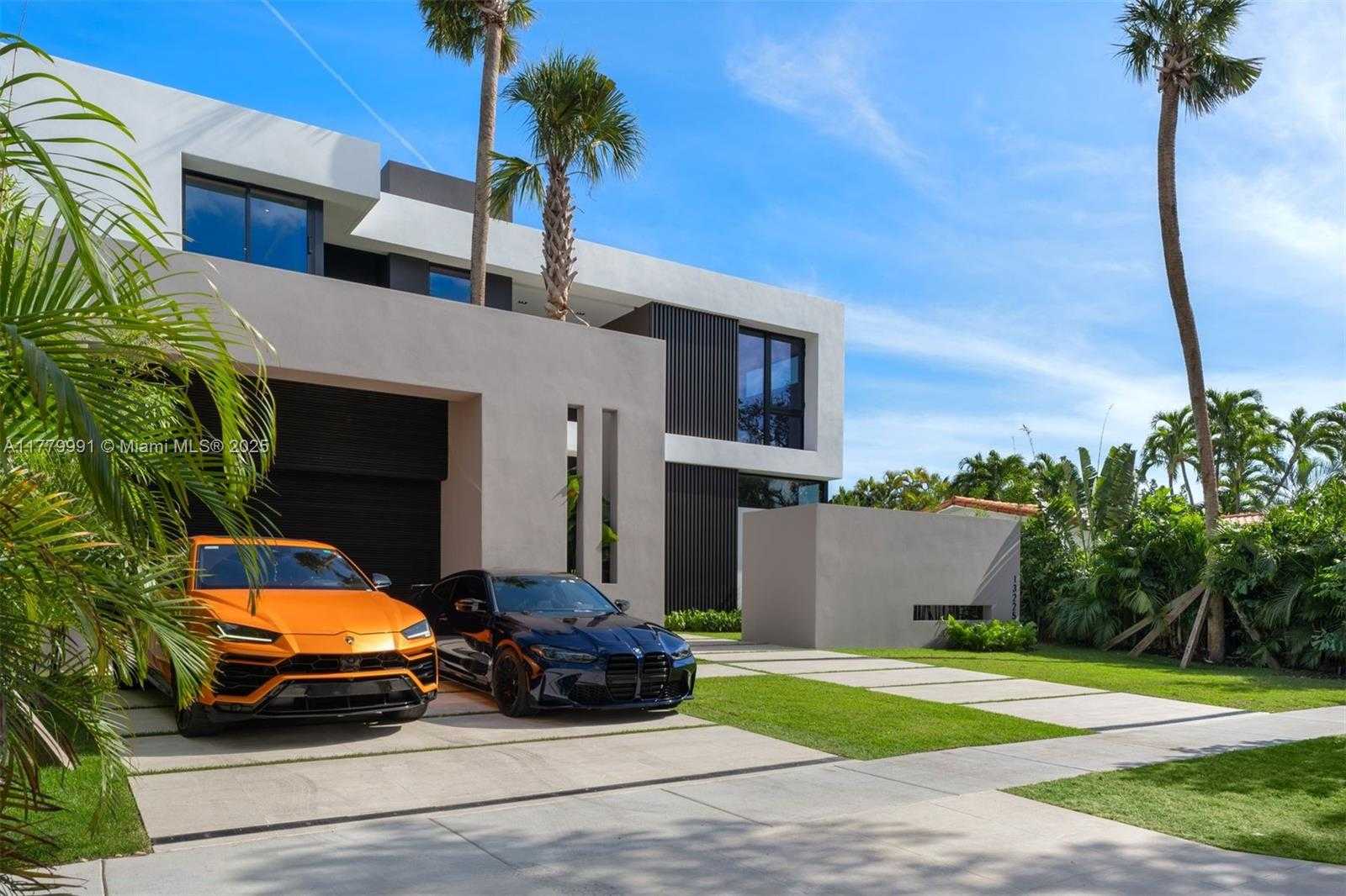 Small Image of 13225 ARCH CREEK TER, North Miami Number 75