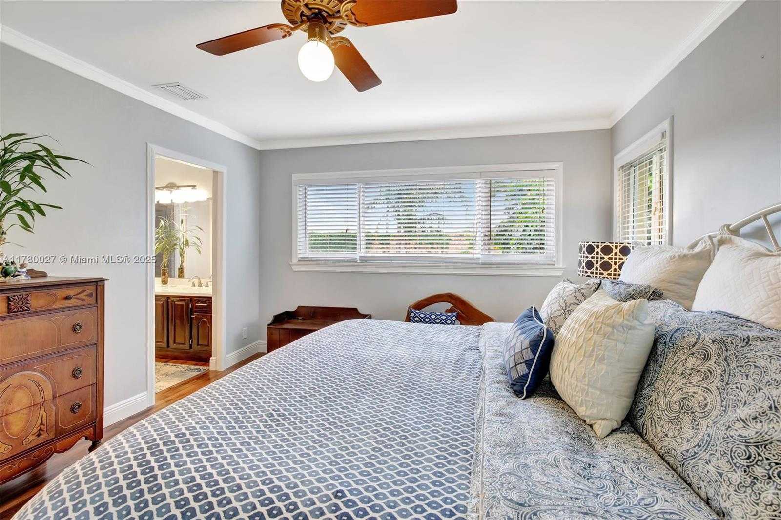 Small Image of 1780 SOUTH WEST 51ST TER, Plantation Number 34