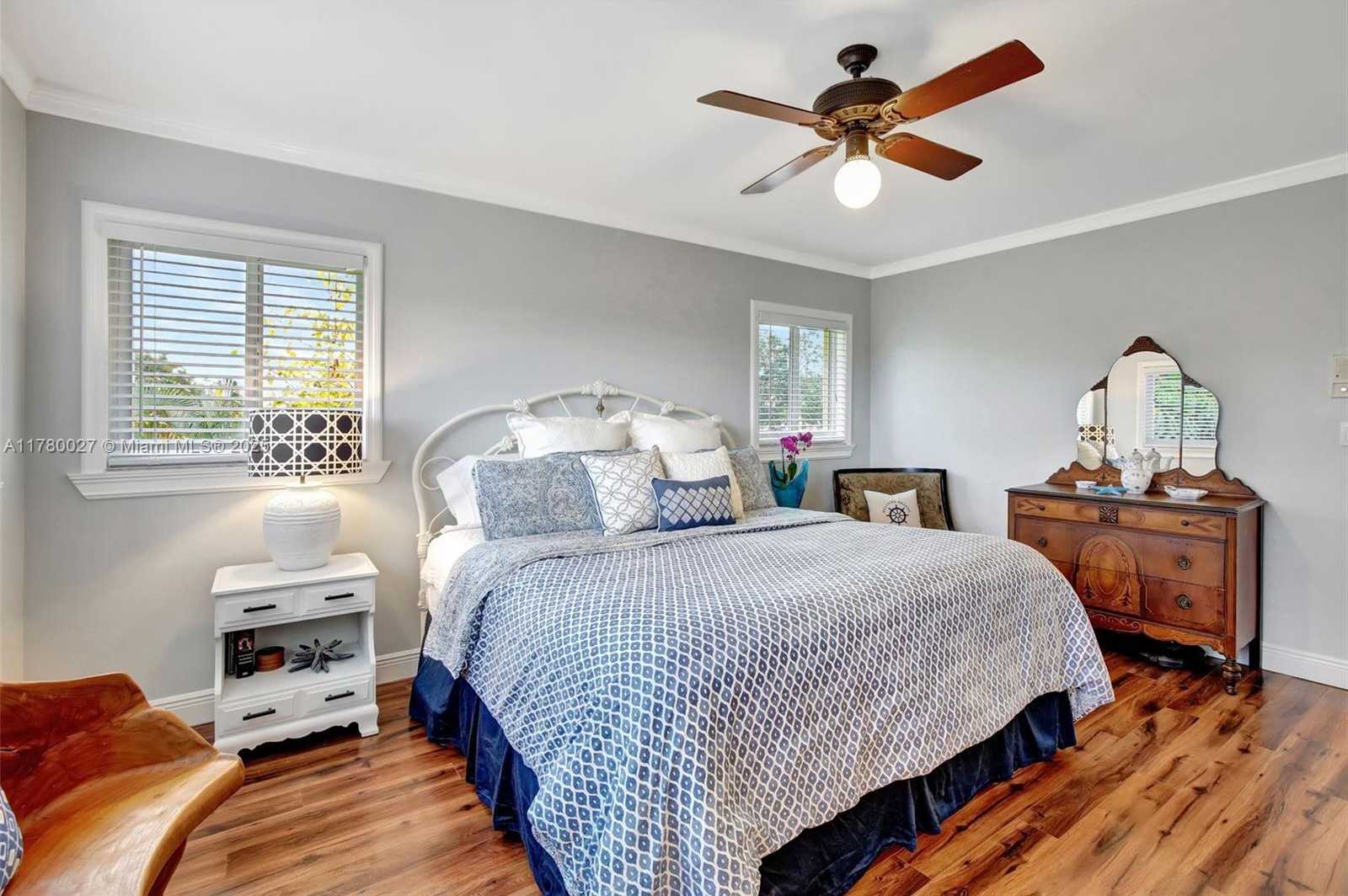 Small Image of 1780 SOUTH WEST 51ST TER, Plantation Number 35