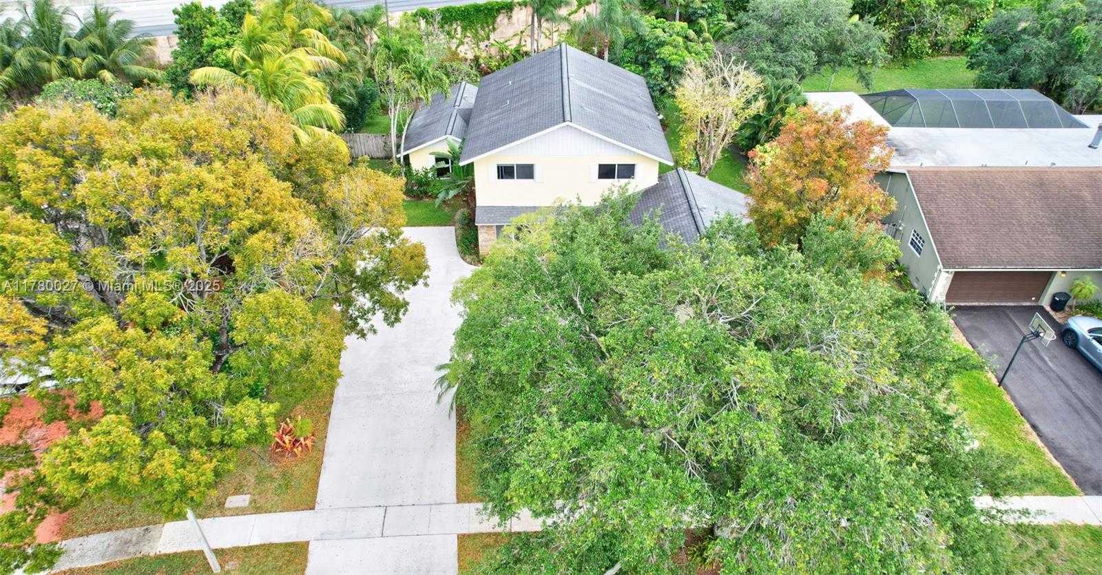 Small Image of 1780 SOUTH WEST 51ST TER, Plantation Number 52