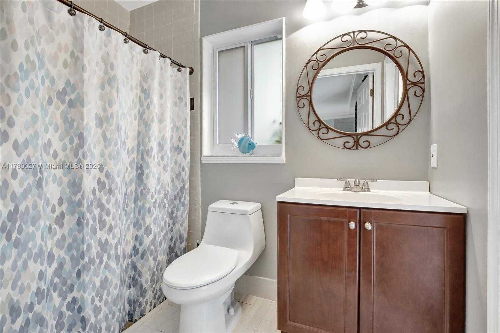 Small Image of 1780 SOUTH WEST 51ST TER, Plantation Number 74