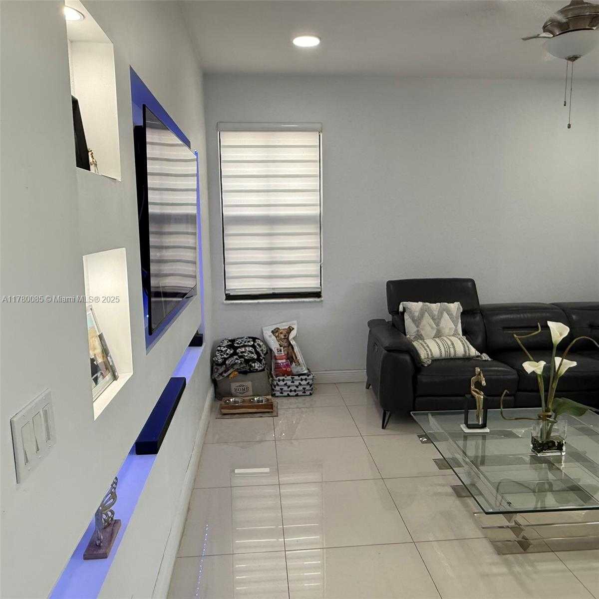 Small Image of 10060 NORTH WEST 86TH TER, Doral Number 10