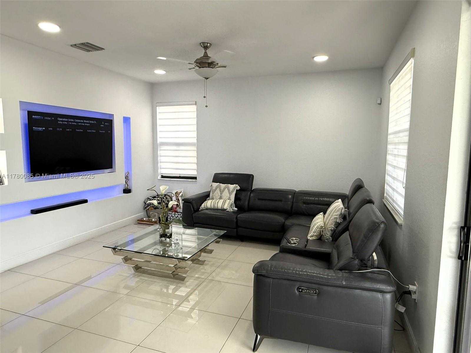 Small Image of 10060 NORTH WEST 86TH TER, Doral Number 11