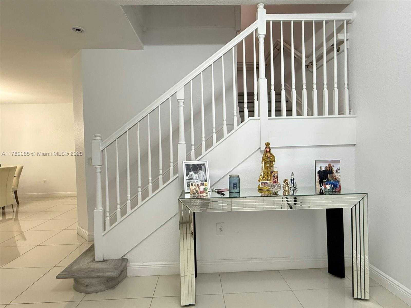 Small Image of 10060 NORTH WEST 86TH TER, Doral Number 19