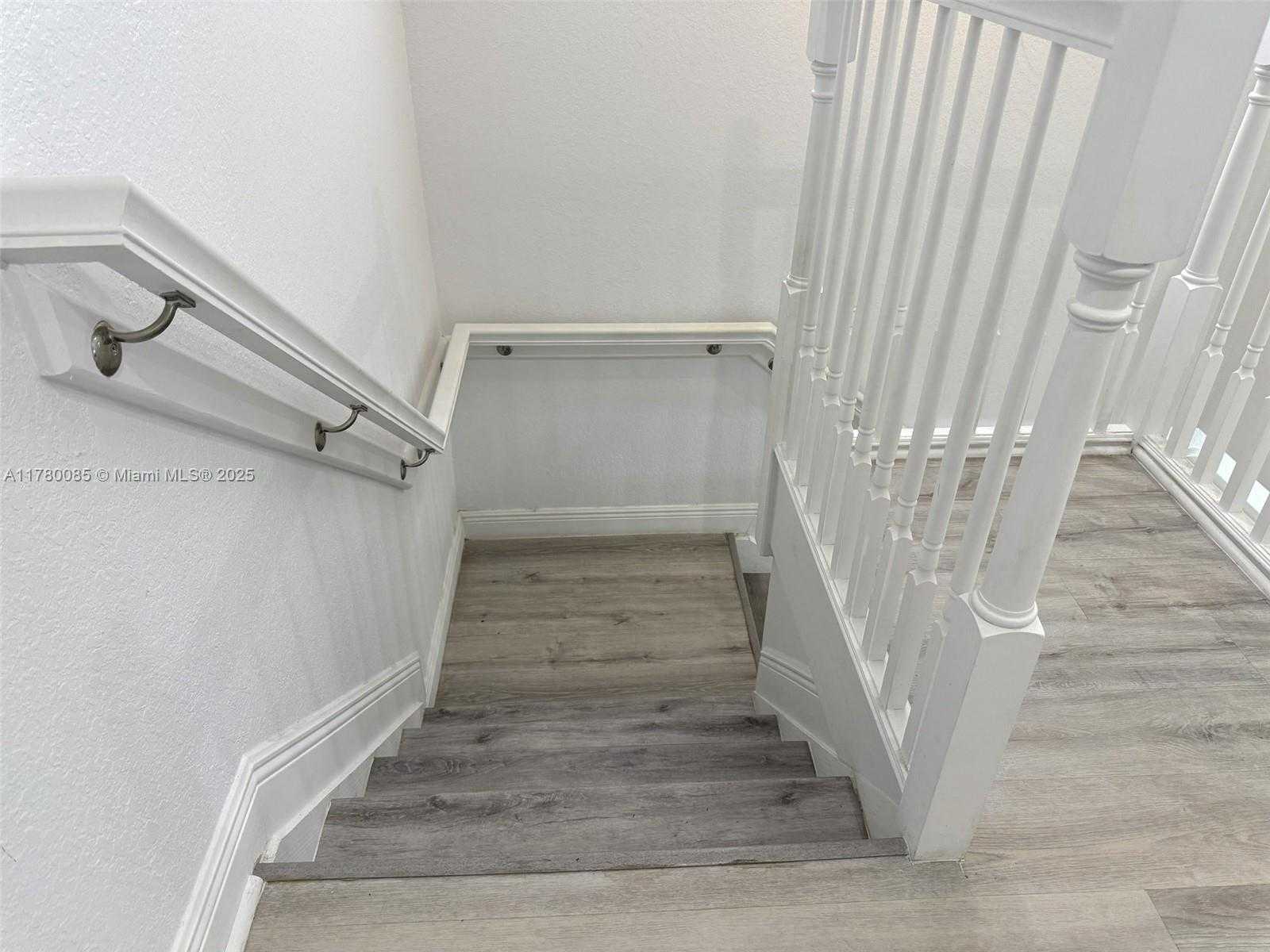 Small Image of 10060 NORTH WEST 86TH TER, Doral Number 20