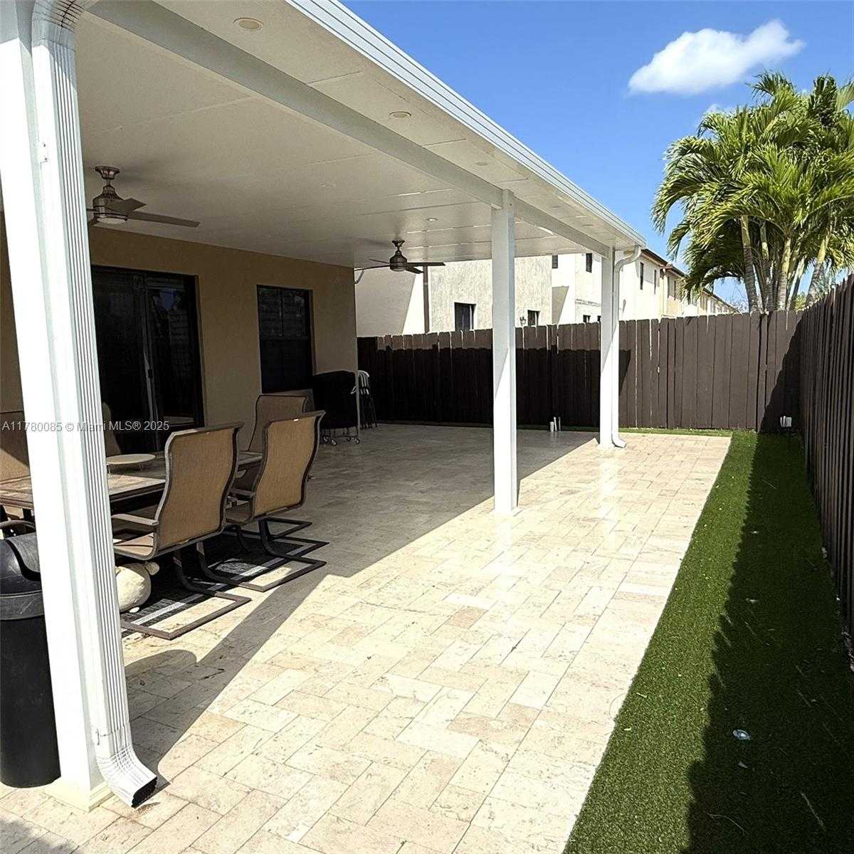 Small Image of 10060 NORTH WEST 86TH TER, Doral Number 43