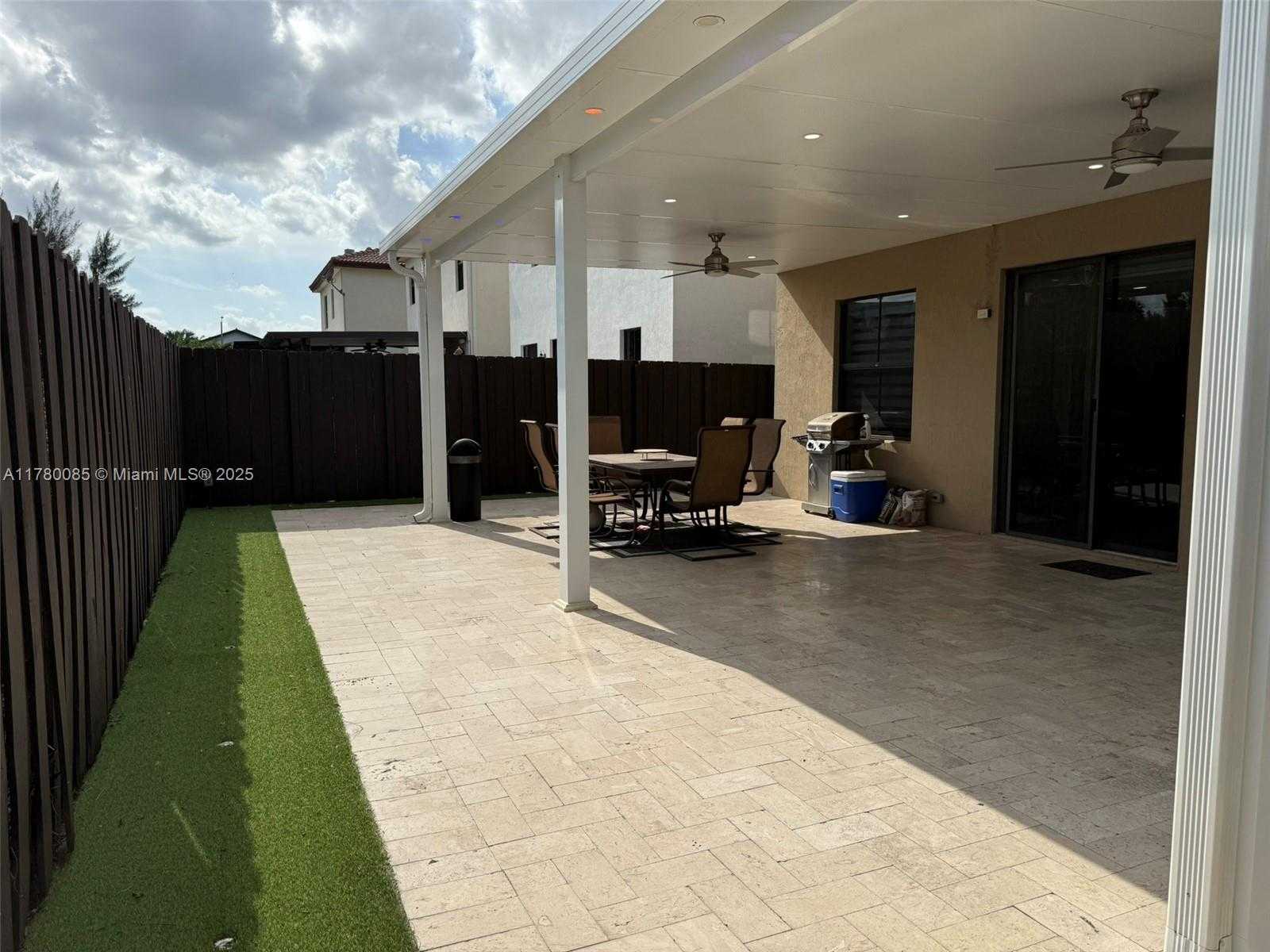 Small Image of 10060 NORTH WEST 86TH TER, Doral Number 48