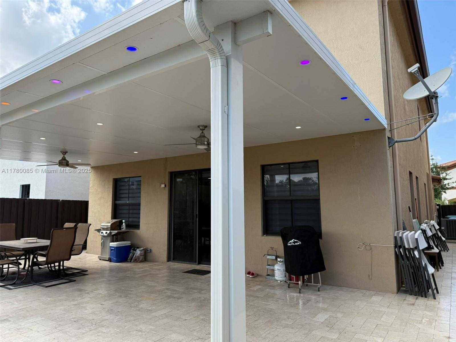 Small Image of 10060 NORTH WEST 86TH TER, Doral Number 51