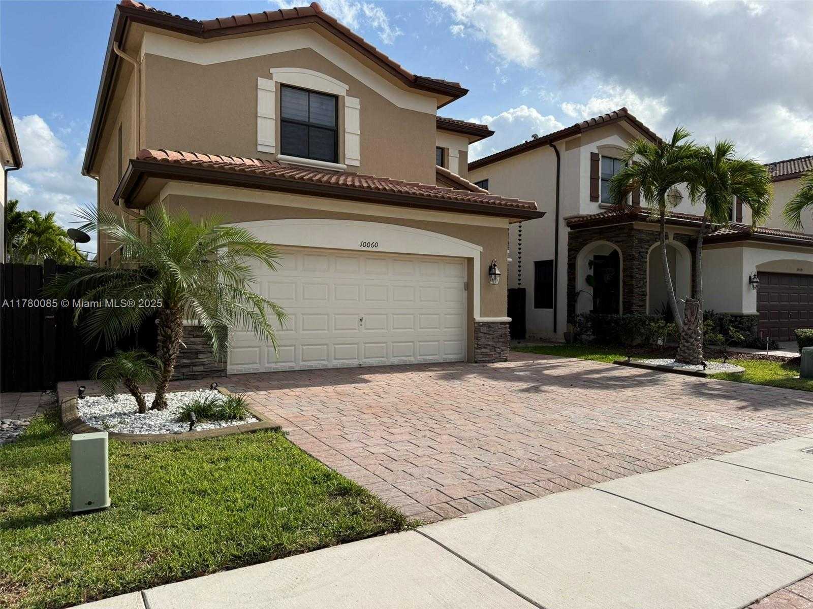 Small Image of 10060 NORTH WEST 86TH TER, Doral Number 52