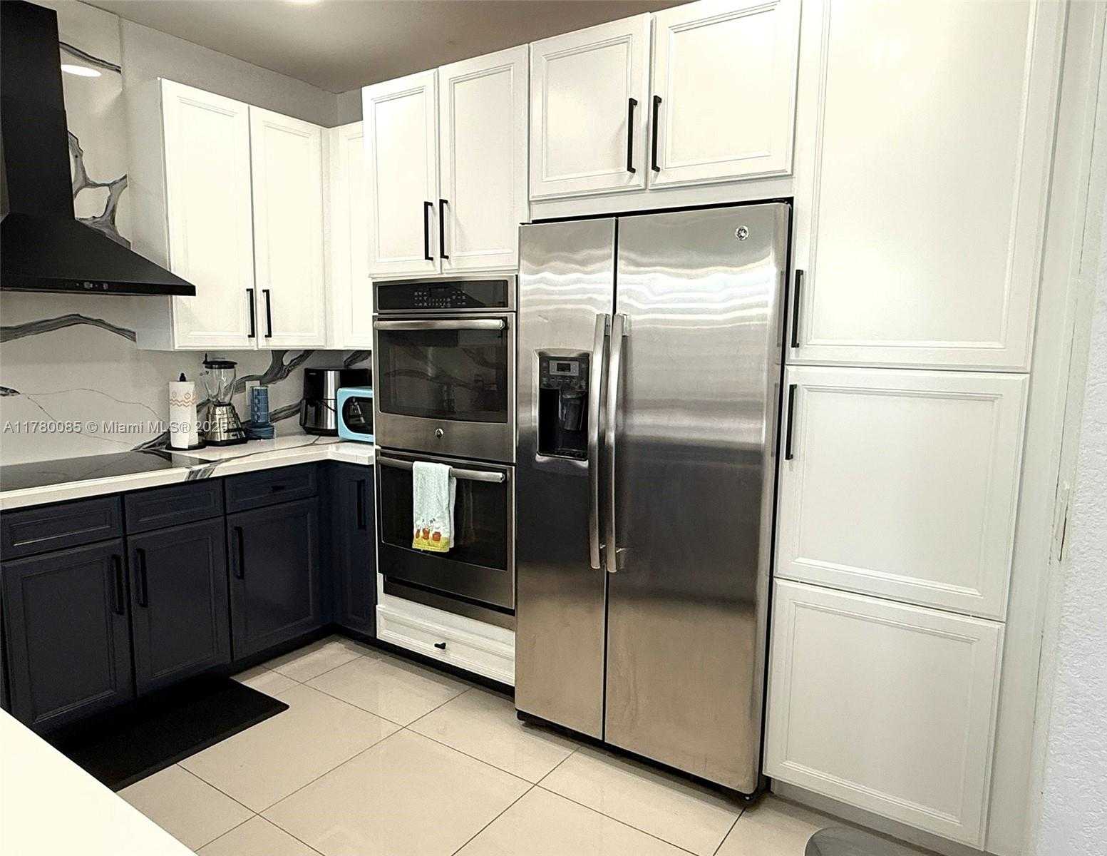 Small Image of 10060 NORTH WEST 86TH TER, Doral Number 6