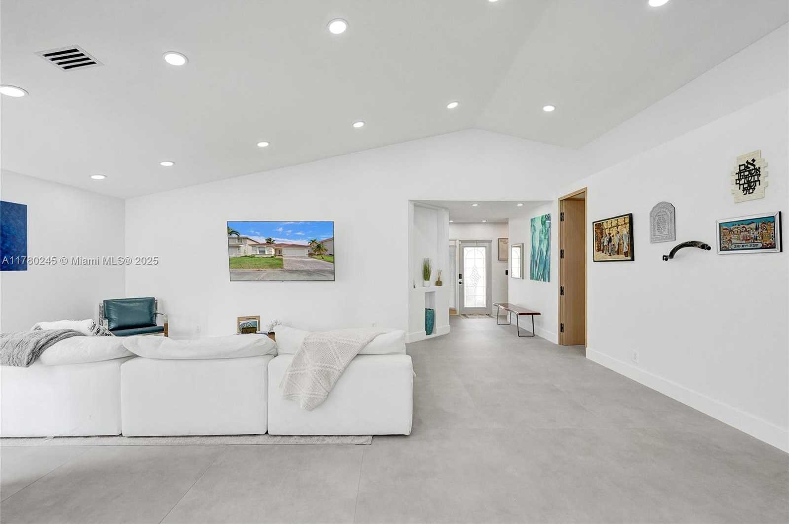 Small Image of 3371 SOUTH WEST 51ST ST, Hollywood Number 65