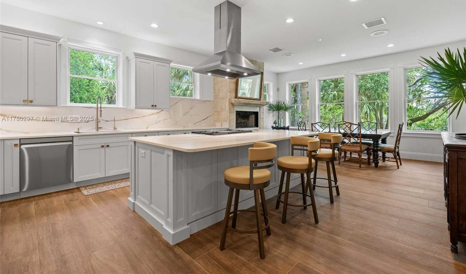 Small Image of 20732 CHARING CROSS CIRCLE, Estero Number 12