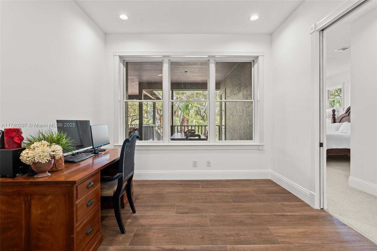 Small Image of 20732 CHARING CROSS CIRCLE, Estero Number 19