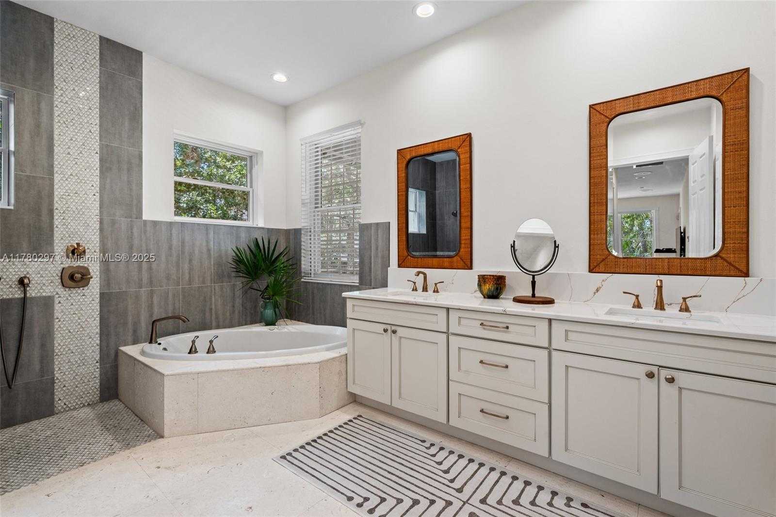 Small Image of 20732 CHARING CROSS CIRCLE, Estero Number 23