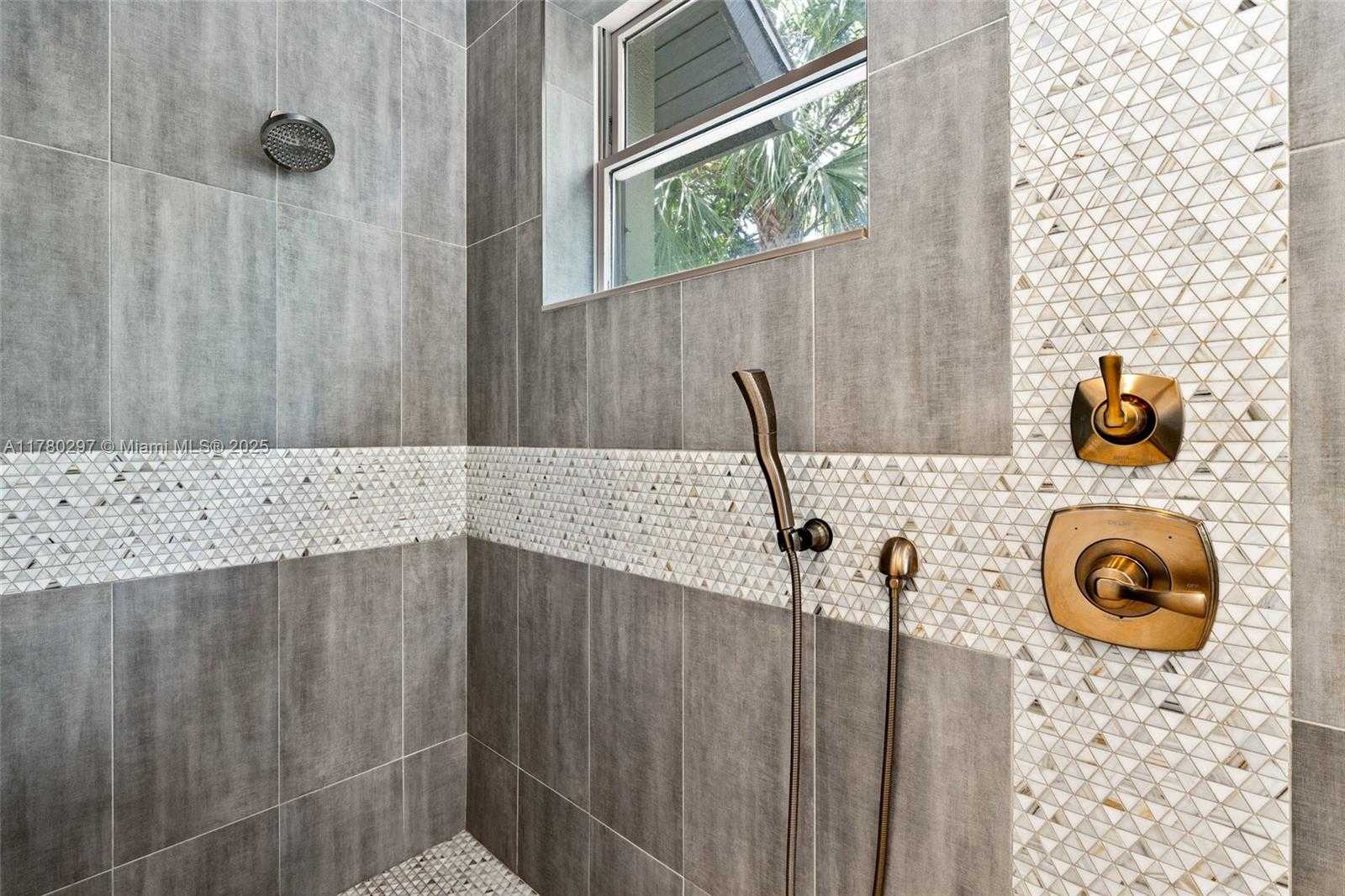 Small Image of 20732 CHARING CROSS CIRCLE, Estero Number 24