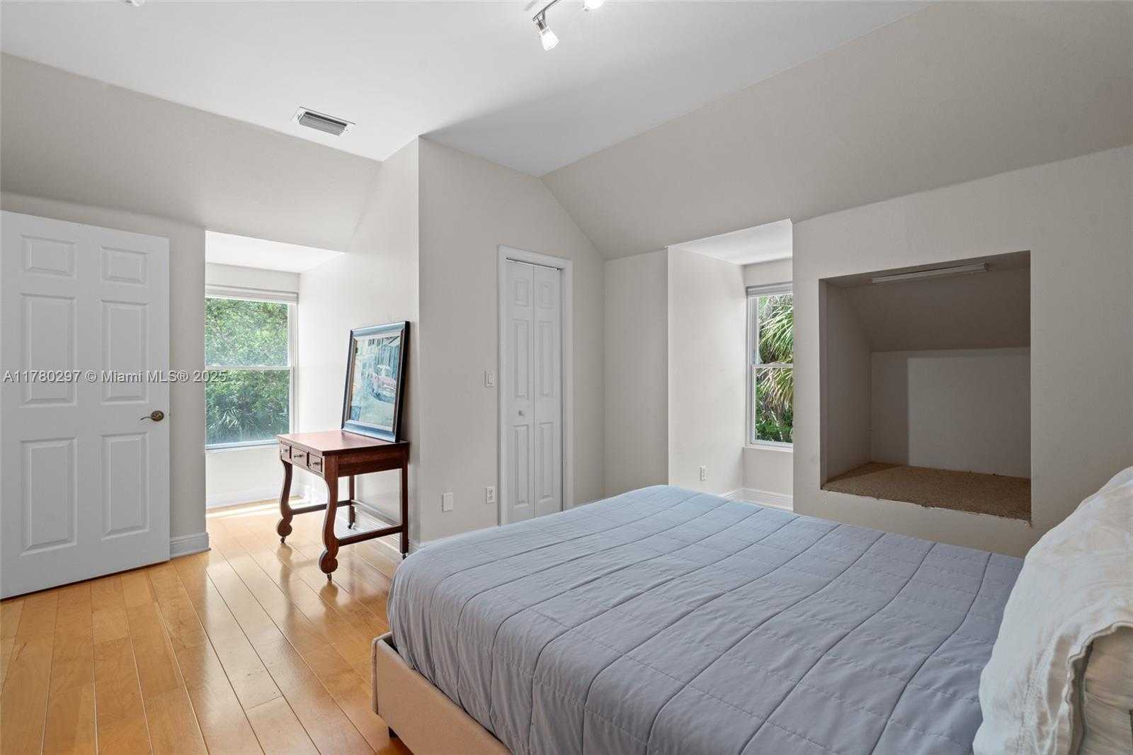 Small Image of 20732 CHARING CROSS CIRCLE, Estero Number 30