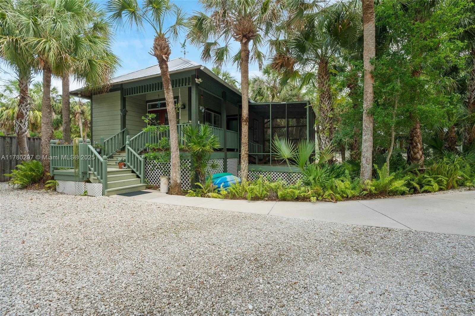 Small Image of 20732 CHARING CROSS CIRCLE, Estero Number 38