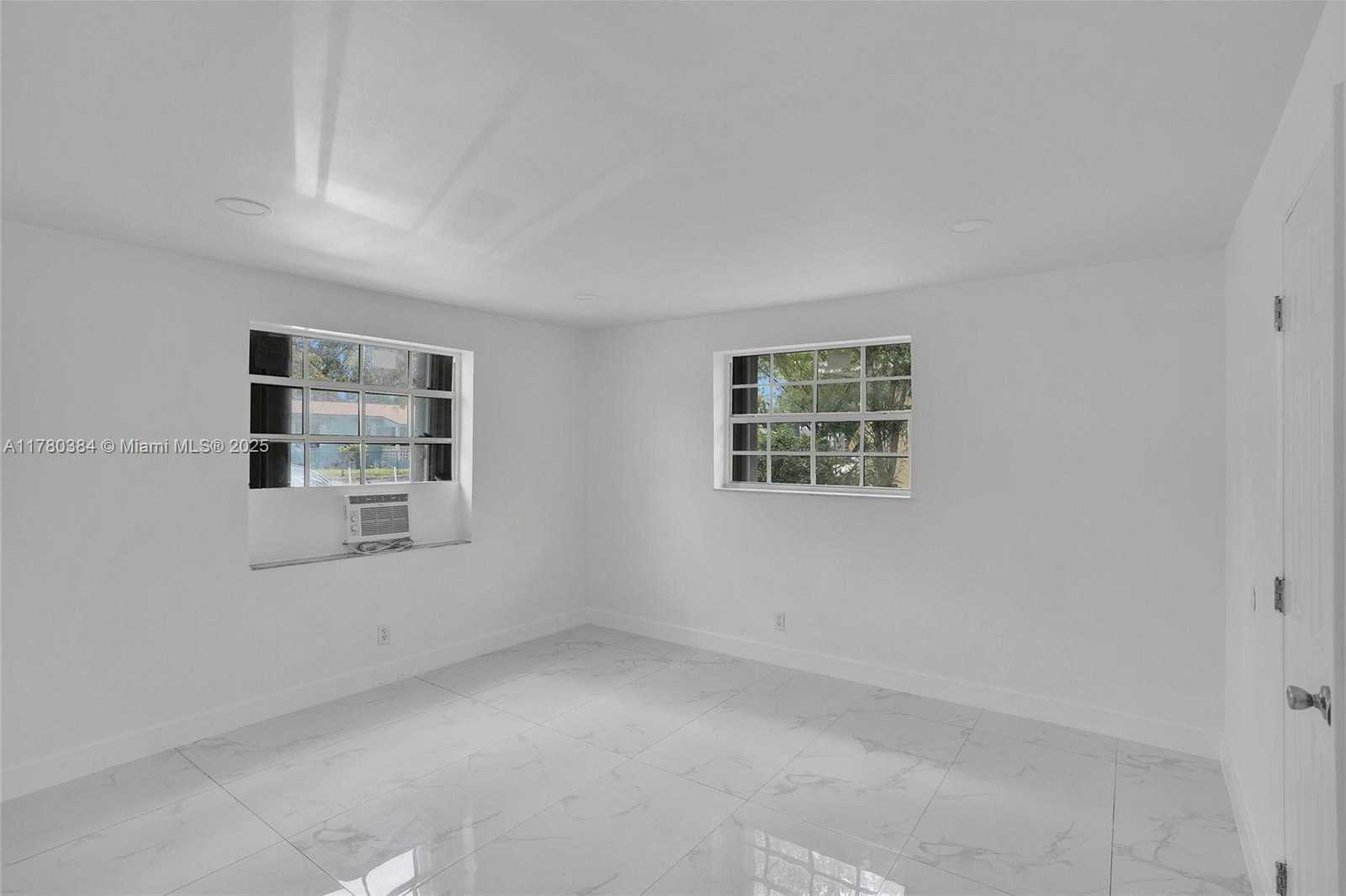 Small Image of 265 NORTH WEST 135TH ST, North Miami Number 21